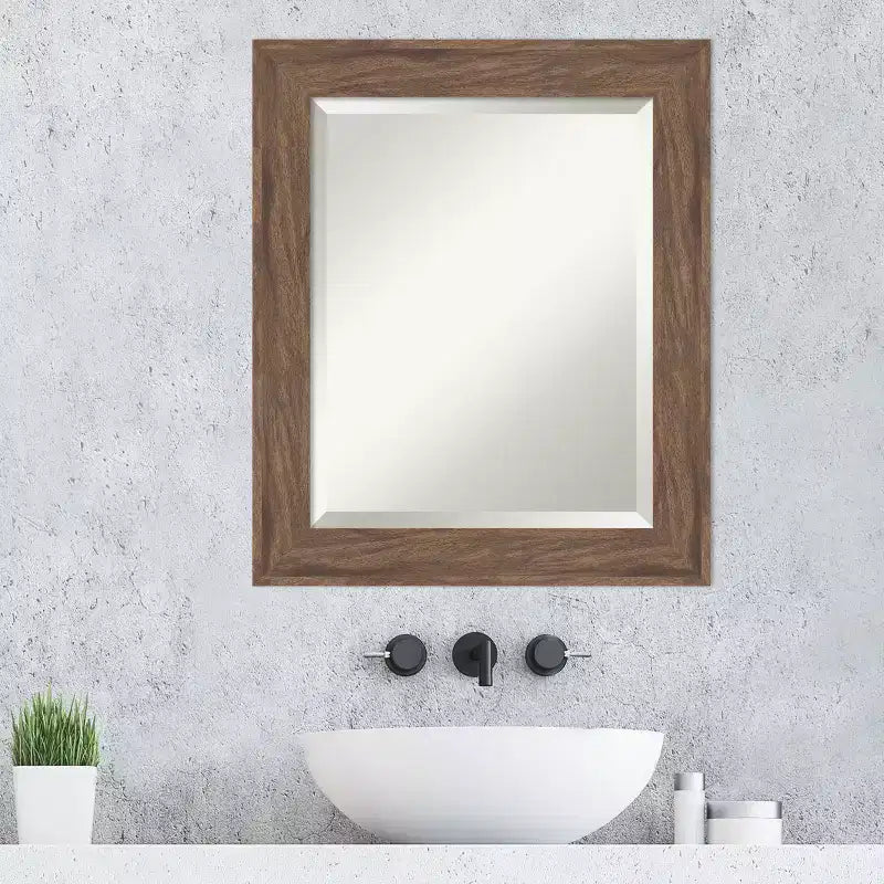 Specchio da Parete per Bagno con Cornice Smussata Marrone Medio | 16"L x 20"A