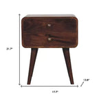 Comodino a 2 cassetti in legno massello di mango color castagno | Bordo curvo e gambe affusolate, H 56 cm