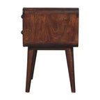 Comodino a 2 cassetti in legno massello di mango color castagno | Bordo curvo e gambe affusolate, H 56 cm