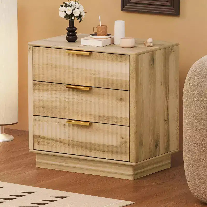 Comodino con 3 cassetti scanalati in legno, 60 cm di larghezza, stile moderno di metà secolo, comodino con contenitore, tavolino laterale con maniglie in metallo per camera da letto e soggiorno